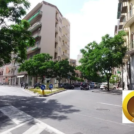 Locami Holiday&houserooms Street Tripolitania 26 * Catania