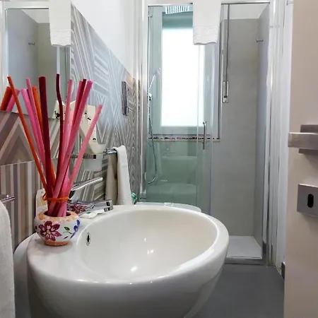 Locami Holiday&houserooms Street Tripolitania 26 Apartamento *